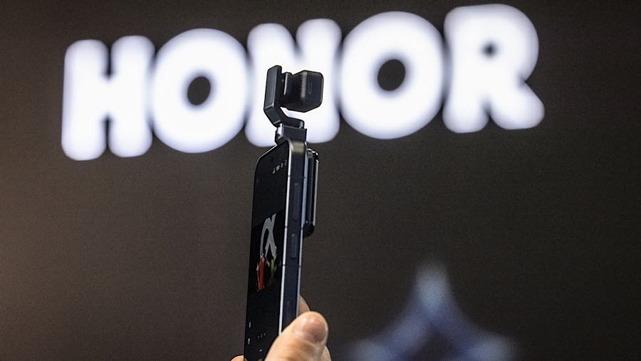 Honor Perkenalkan Robot Phone, Smartphone Futuristis dengan Kemampuan Kamera Setara Perangkat Profesional