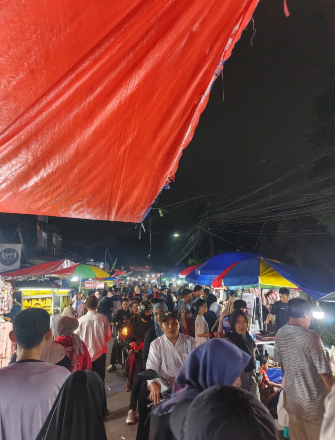 Hari Terakhir Hajat Bumi Ganceng 2026 di Pondok Ranggon Berlangsung Meriah, Warga Padati Lokasi Hingga Malam Hari