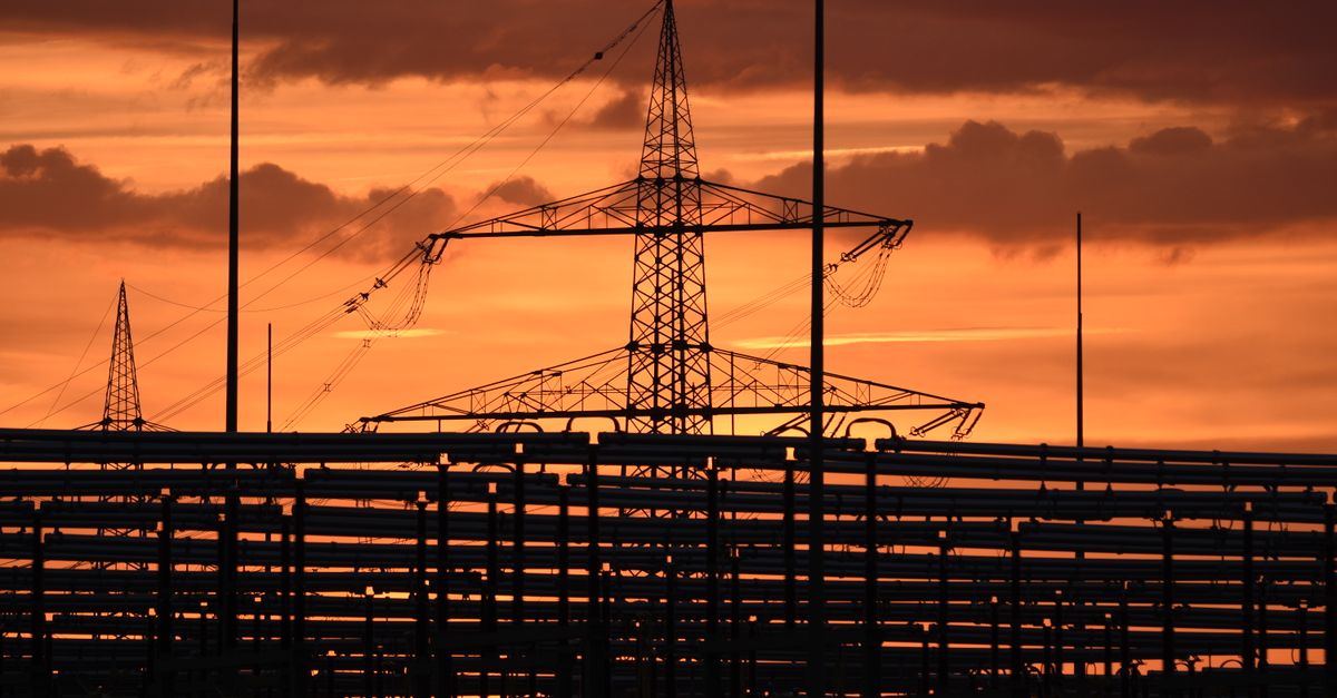 Subsidi Energi 2027: Bahlil Usulkan BBM 19 Juta KL dan Listrik Rp122 T