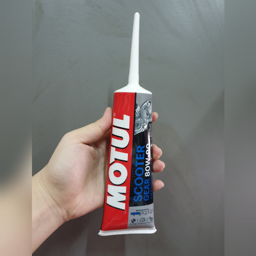 Sering Kelupaan, Apa Jadinya Kalau Oli Gardan Motor Matic Enggak Pernah Diganti Selama Setahun?