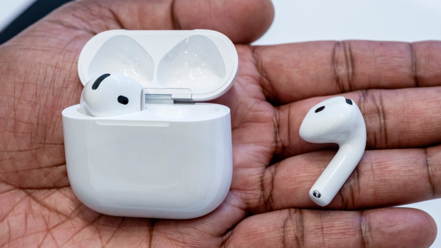 Produsen AirPods Debut di Hong Kong, Berpotensi Raup Dana Rp55 Triliun