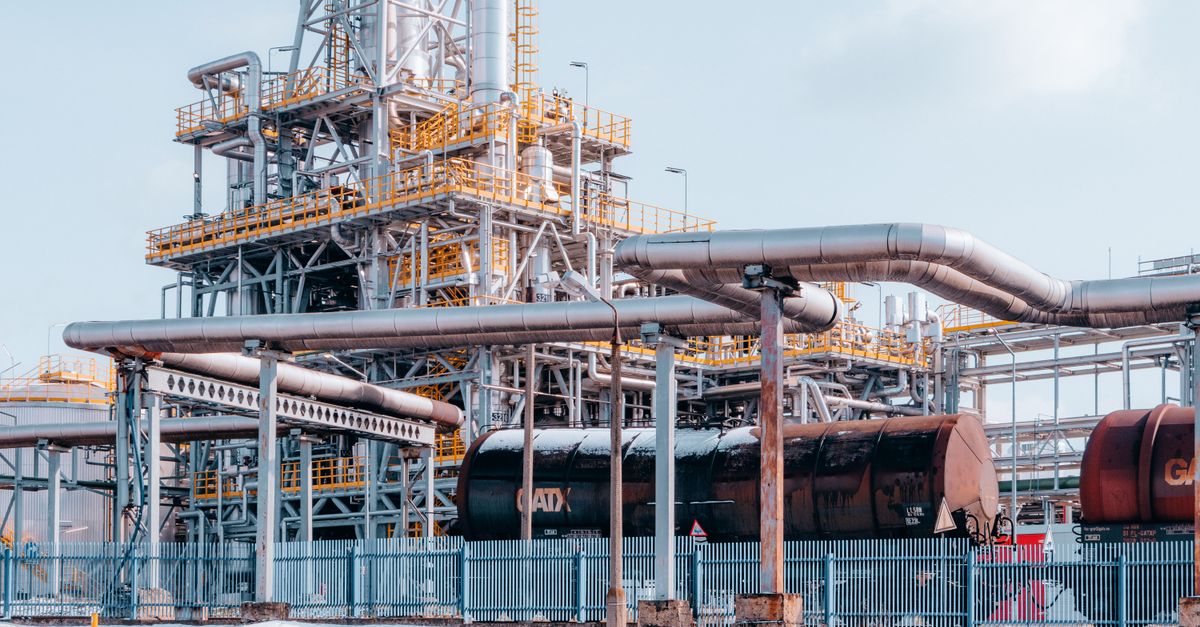 Aturan B50 Berlaku Mulai 1 Juli dan Harga LNG Industri Turun
