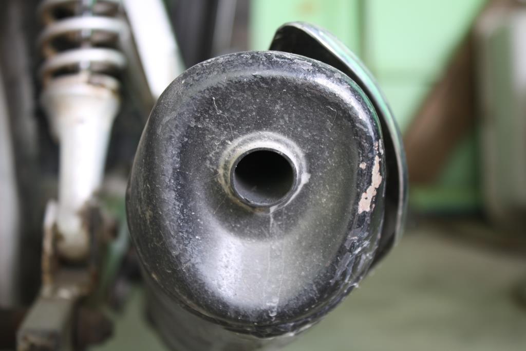 Knalpot Motor Matic Mengeluarkan Asap Putih Tipis? Ini Komponen Internal Mesin yang Mulai Aus