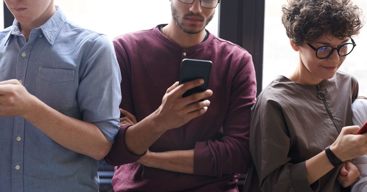 Krisis Kesehatan Mental Gen Z: Tekanan Digital dan Ekonomi Kian Mengkhawatirkan