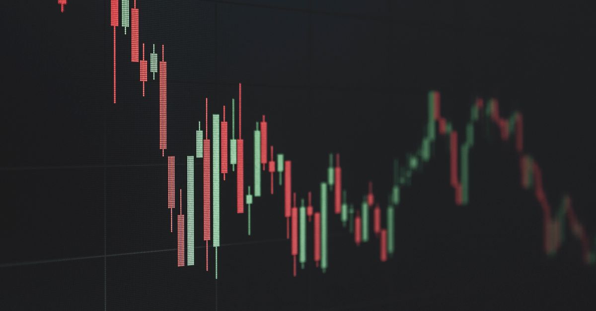 Bitcoin Anjlok Hampir 50%, Scaramucci Lihat Sinyal Beli Kuat