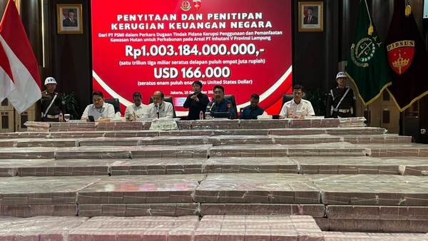 Kejaksaan Agung Sita Uang Rp 1,3 Triliun Terkait Mega Korupsi Pemanfaatan Hutan di Lampung