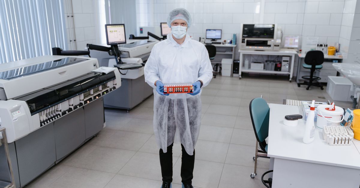 Kasus Keracunan MBG Kediri: Sampel Makanan Diuji Lab, SPPG Di-suspend