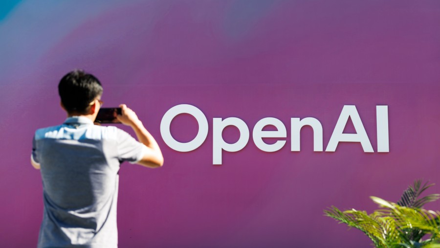 Resign, Pegawai OpenAI Peringatkan Bahaya AI Setara Senjata Nuklir